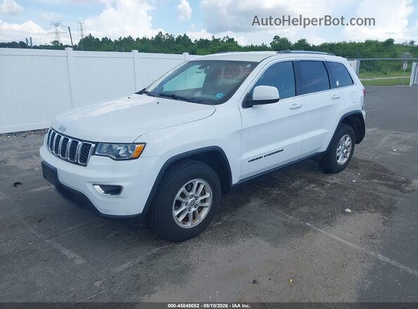1C4RJFAG3JC179024 2018 JEEP GRAND CHEROKEE White წინა მარცხენა ხედი სამი მეოთხედიდან