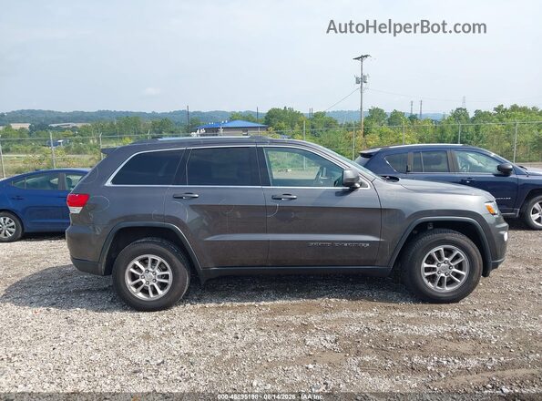 1C4RJFAG3JC297686 2018 JEEP GRAND CHEROKEE Gray Vista interior trasera