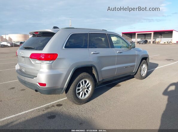1C4RJFAG4JC452598 2018 JEEP GRAND CHEROKEE Silver Tył prawy