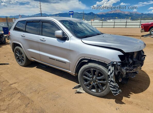 1C4RJFAG4JC501699 2018 JEEP GRAND Silver Front right