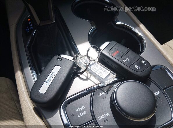 1C4RJFAG4MC725818 2021 JEEP GRAND CHEROKEE Silver Առջևի վահանակի տեսք