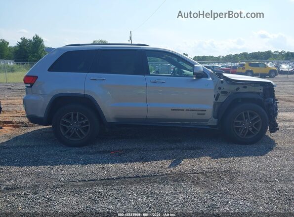 1C4RJFAG5GC471119 2016 JEEP GRAND CHEROKEE Серебряный Панорамный вид салона 360°