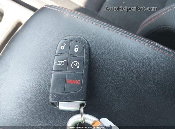 1C4RJFAG5GC471119 2016 JEEP GRAND CHEROKEE Серебряный Вид панели приборов