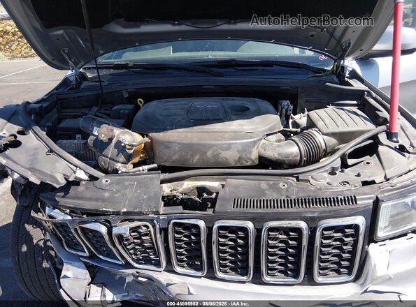 1C4RJFAG6JC401698 2018 JEEP GRAND CHEROKEE Серебряный Вид сзади