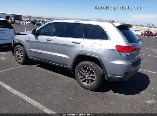 1C4RJFAG6JC401698 2018 JEEP GRAND CHEROKEE Серебряный Задняя левая четверть