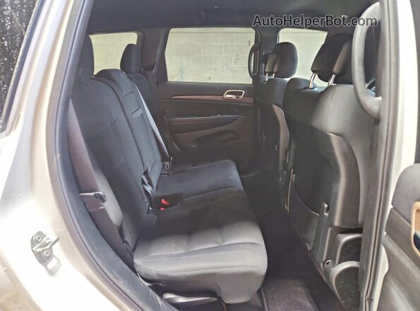 1C4RJFAG7HC842976 2017 JEEP GRAND White უკანა სალონის ხედი
