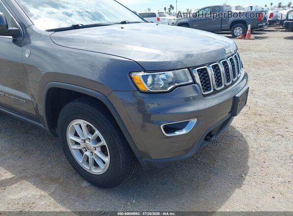 1C4RJFAG7JC381431 2018 JEEP GRAND CHEROKEE Gray Front view