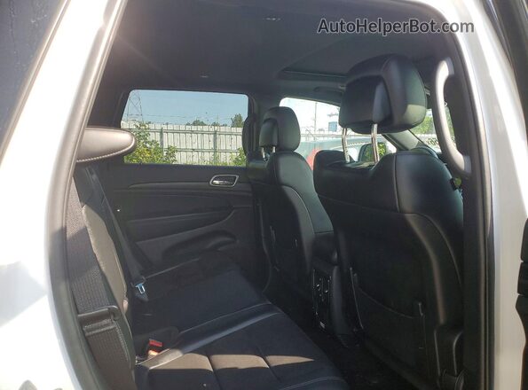 1C4RJFAG7LC439041 2020 JEEP GRAND White Вид задньої частини салону
