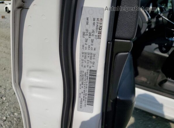 1C4RJFAG8JC139005 2018 JEEP GRAND White Vista del compartimento del motor