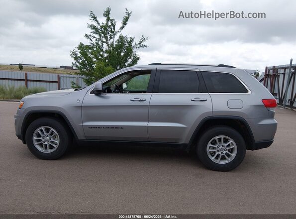 1C4RJFAG8JC146908 2018 JEEP GRAND CHEROKEE Silver 