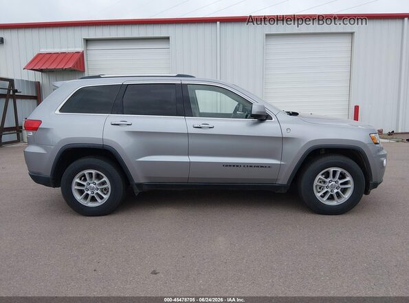 1C4RJFAG8JC146908 2018 JEEP GRAND CHEROKEE Silver 
