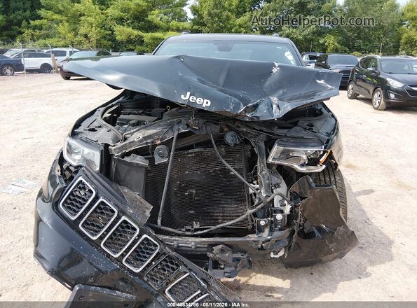 1C4RJFAG9HC912042 2017 JEEP GRAND CHEROKEE Black Widok wnętrza z tyłu