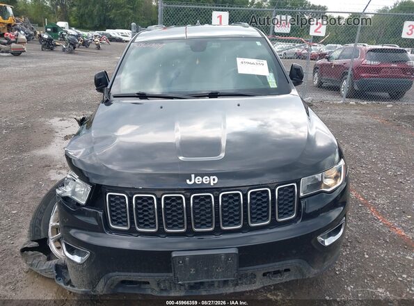 1C4RJFAG9JC348110 2018 JEEP GRAND CHEROKEE Черный Вид щитка приборов