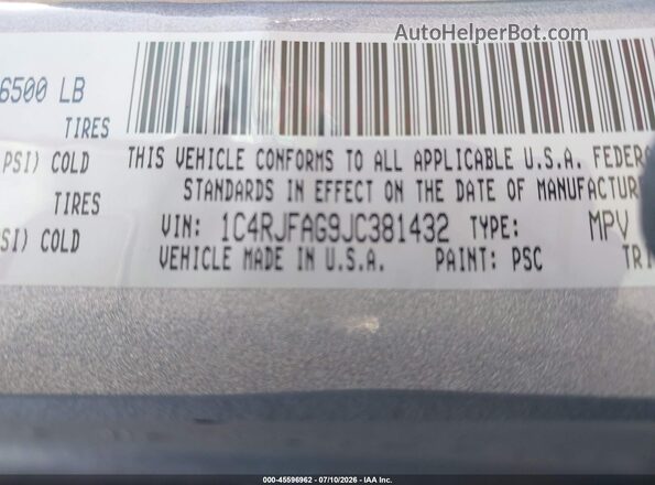 1C4RJFAG9JC381432 2018 JEEP GRAND CHEROKEE Silver Engine compartment view