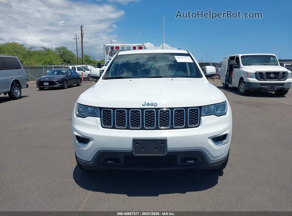1C4RJFAGXKC537026 2019 JEEP GRAND CHEROKEE Белый Вид щитка приборов
