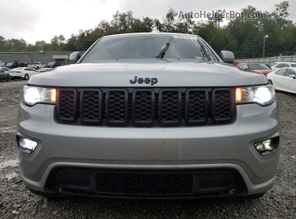 1C4RJFAGXKC561729 2019 JEEP GRAND Silver Սալոնի 360 աստիճան տեսք