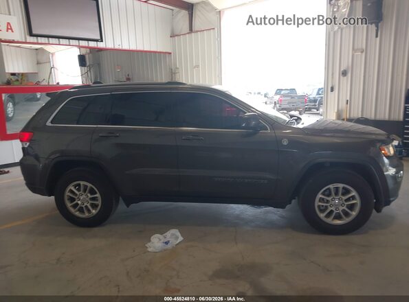 1C4RJFAGXKC782408 2019 JEEP GRAND CHEROKEE Gray Vista interior trasera