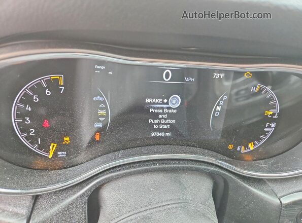 1C4RJFBG0KC810022 2019 JEEP GRAND Maroon Vista del cuadro de instrumentos