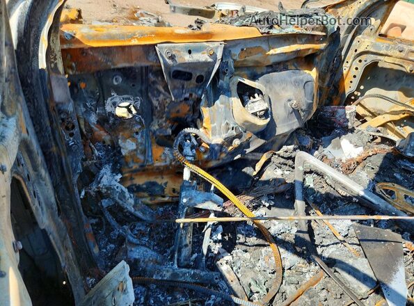 1C4RJFBG1HC769876 2017 JEEP GRAND Burn Widok deski rozdzielczej