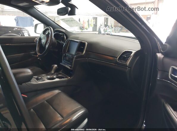 1C4RJFBG1JC321191 2018 JEEP GRAND CHEROKEE Черный Вид салона спереди