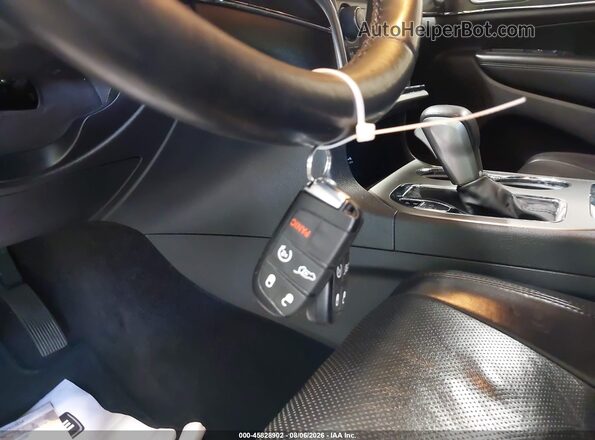 1C4RJFBG1JC321191 2018 JEEP GRAND CHEROKEE Черный Вид панели приборов