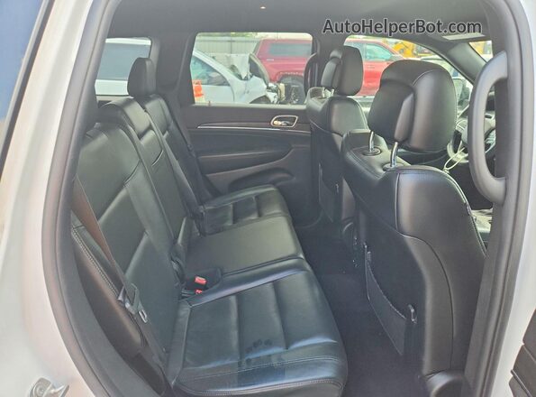 1C4RJFBG1JC410047 2018 JEEP GRAND White Rear interior view