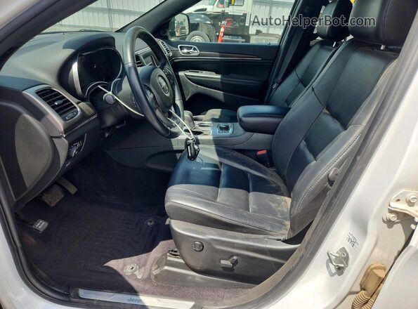 1C4RJFBG1JC410047 2018 JEEP GRAND White Front interior view