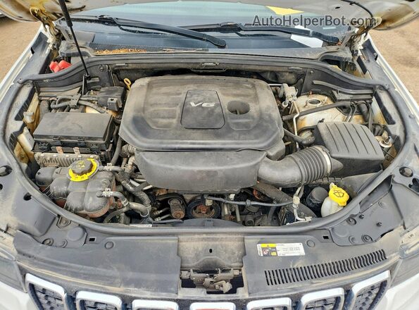 1C4RJFBG1JC493334 2018 JEEP GRAND White Rear interior view