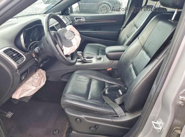 1C4RJFBG1JC502730 2018 JEEP GRAND Серебряный Вид салона спереди