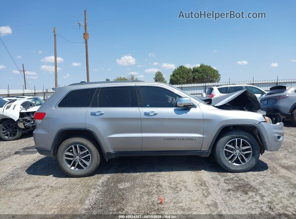 1C4RJFBG3JC303890 2018 JEEP GRAND CHEROKEE Silver უკანა სალონის ხედი