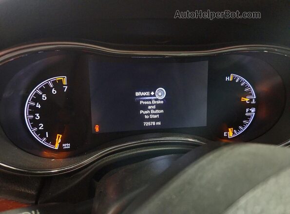1C4RJFBG3JC432812 2018 JEEP GRAND Maroon Instrument cluster view