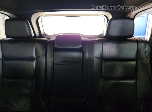 1C4RJFBG3JC432812 2018 JEEP GRAND Maroon Rear seats view