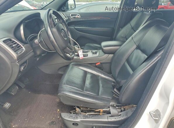 1C4RJFBG4JC492744 2018 JEEP GRAND Белый Вид салона спереди