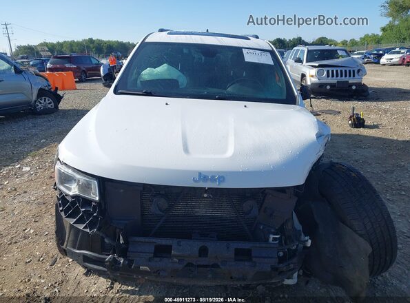1C4RJFBG5HC717117 2017 JEEP GRAND CHEROKEE White Widok wnętrza z tyłu