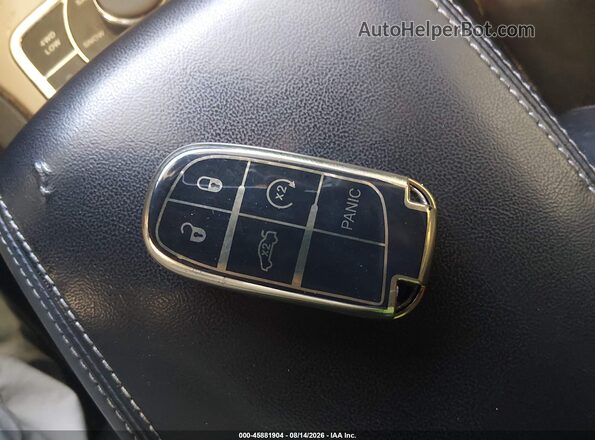 1C4RJFBG5HC864019 2017 JEEP GRAND CHEROKEE Черный Вид панели приборов