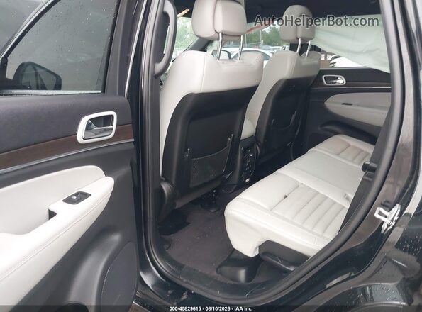 1C4RJFBG6JC331800 2018 JEEP GRAND CHEROKEE Black VIN sticker view