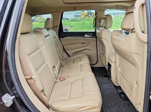 1C4RJFBG7GC470388 2016 JEEP GRAND Black Rear interior view