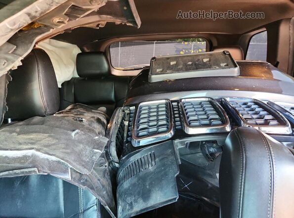 1C4RJFBG8HC790076 2017 JEEP GRAND Gray Widok tylnych siedzeń