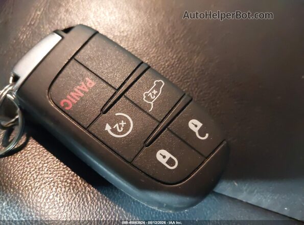 1C4RJFBG8KC606875 2019 JEEP GRAND CHEROKEE Белый Вид панели приборов