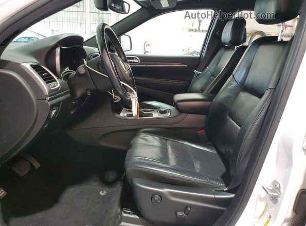 1C4RJFBG8KC787699 2019 JEEP GRAND Белый Вид салона спереди