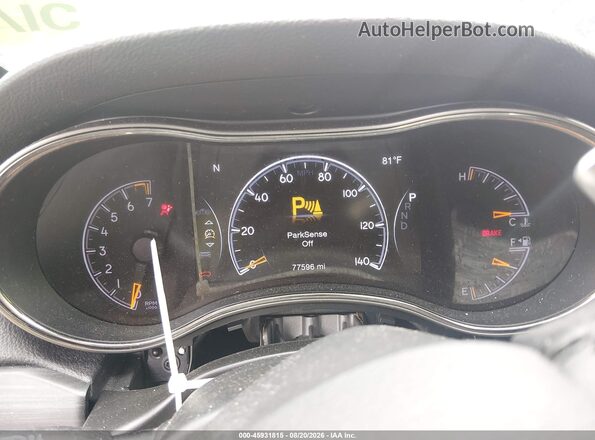 1C4RJFBG8MC829887 2021 JEEP GRAND CHEROKEE Red Widok tylnych siedzeń