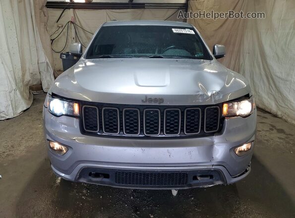 1C4RJFBG9HC641577 2017 JEEP GRAND Серебряный Вид спереди