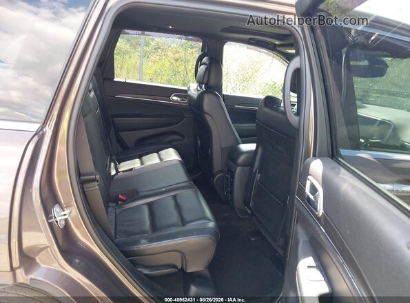 1C4RJFBG9JC489709 2018 JEEP GRAND CHEROKEE Brown Widok naklejki z numerem VIN