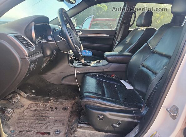 1C4RJFBG9LC312757 2020 JEEP GRAND White Front interior view