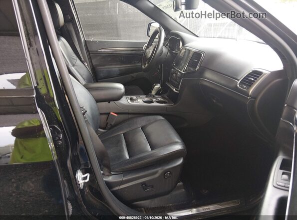 1C4RJFBG9MC568866 2021 JEEP GRAND CHEROKEE Black Front interior view