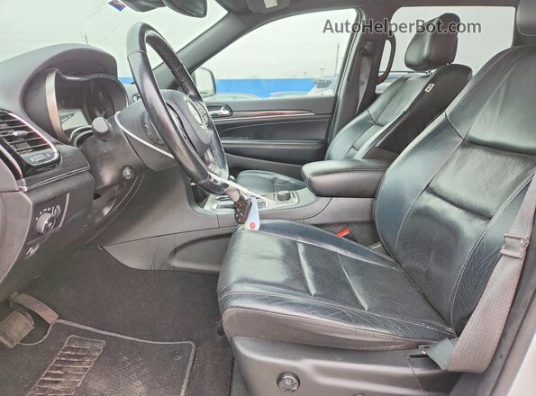 1C4RJFBG9MC673648 2021 JEEP GRAND White Front interior view
