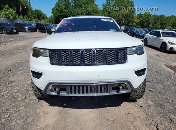 1C4RJFBGXJC311159 2018 JEEP GRAND White Դիմացի տեսք