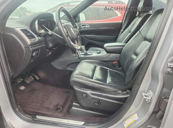 1C4RJFBGXKC595765 2019 JEEP GRAND Silver Front interior view