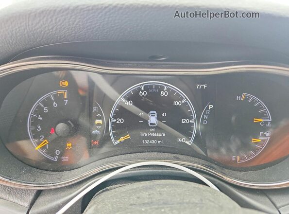 1C4RJFBGXLC173724 2020 JEEP GRAND Черный Вид щитка приборов