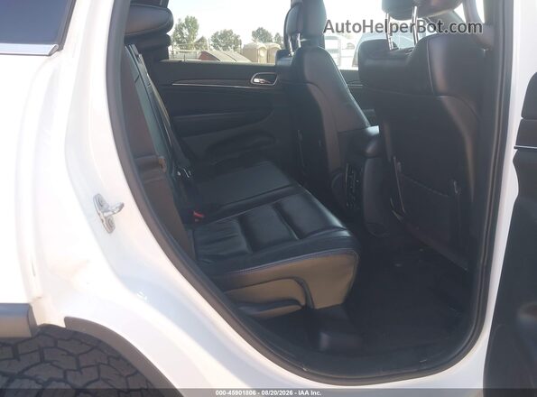 1C4RJFBT4JC466013 2018 JEEP GRAND CHEROKEE Белый Вид наклейки с VIN-кодом